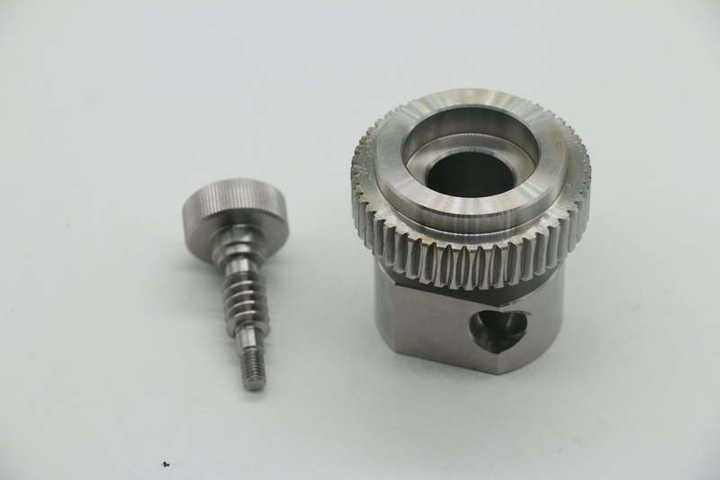 蝸輪蝸桿減速機(jī)維修時(shí)的解體